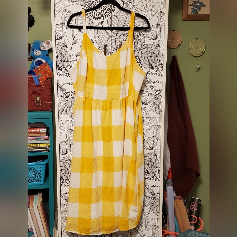 Old Navy Plaid Midi Dress